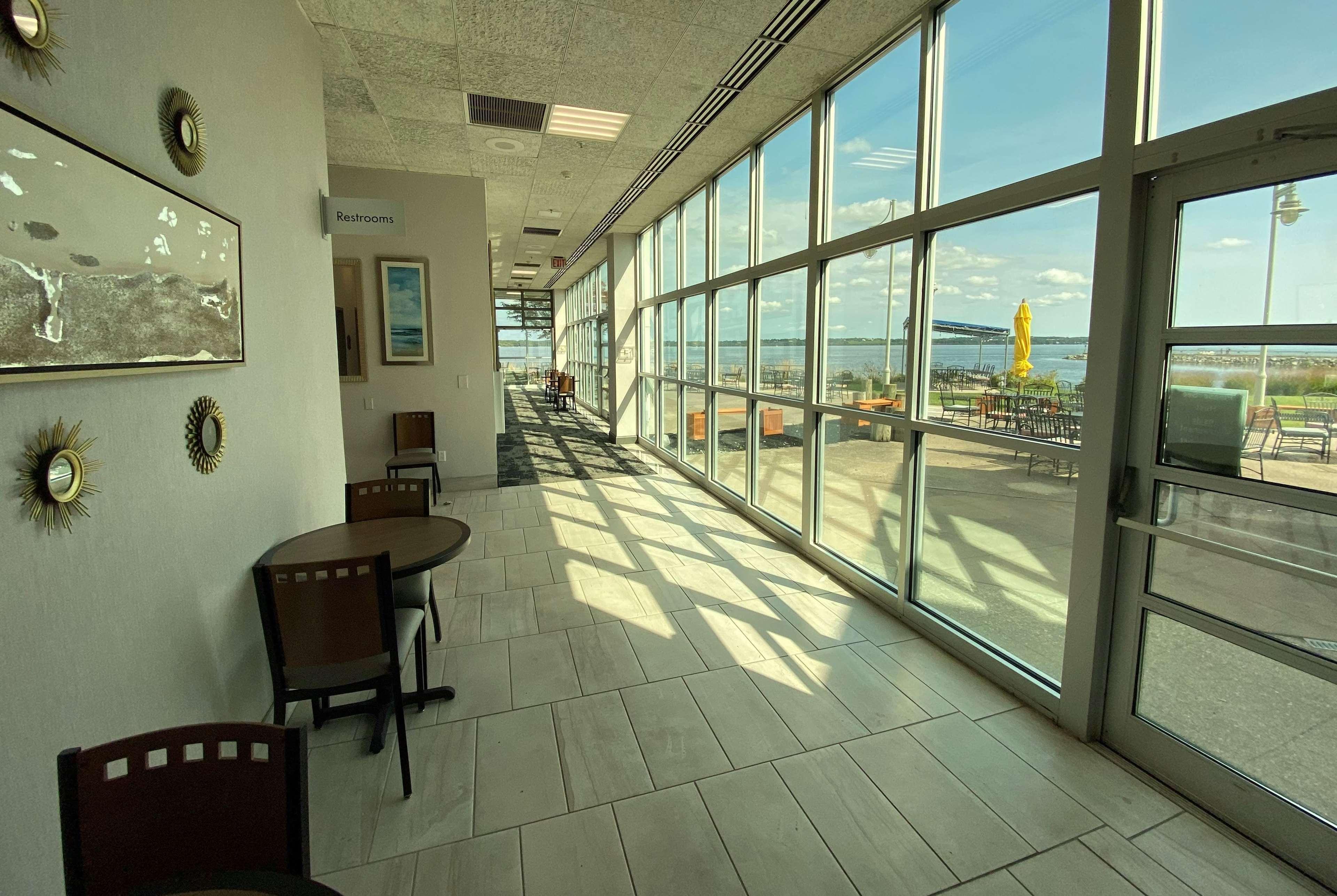 41 Lakefront Hotel, Trademark Collection By Wyndham Hotel 3*