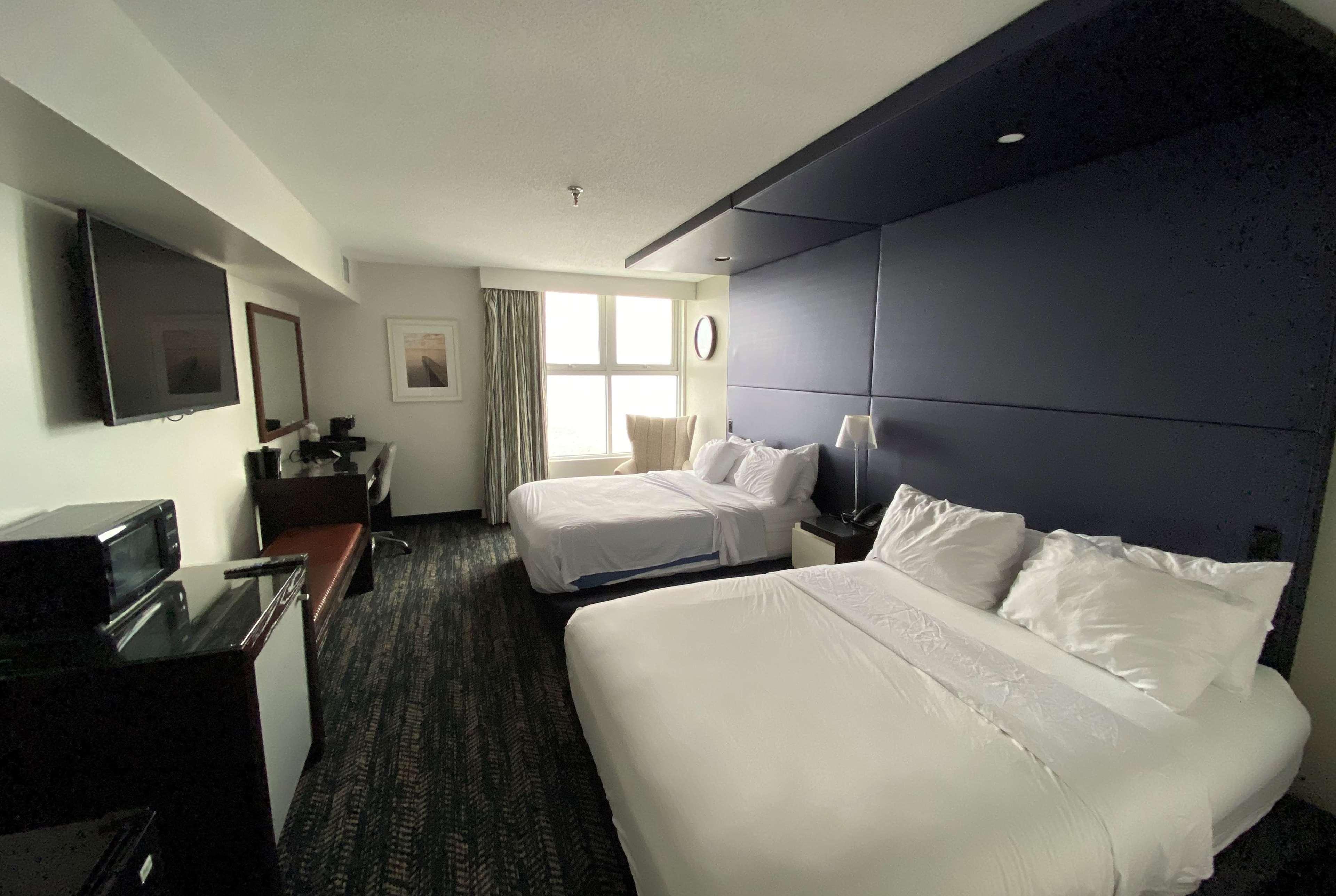 41 Lakefront Hotel, Trademark Collection By Wyndham Hotel Geneva