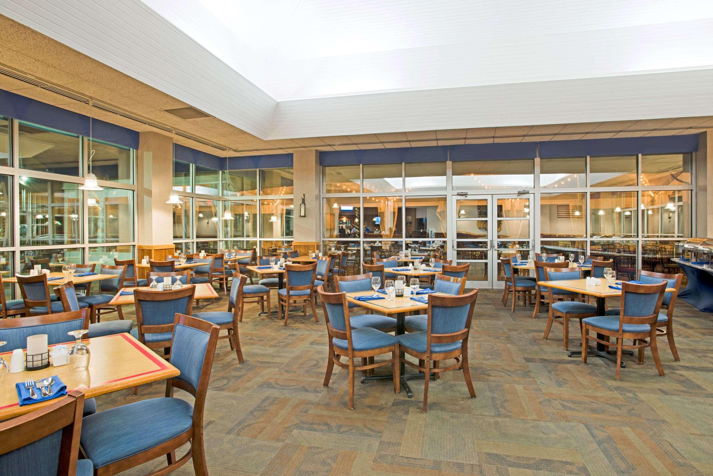 41 Lakefront Hotel, Trademark Collection By Wyndham Hotel 3*