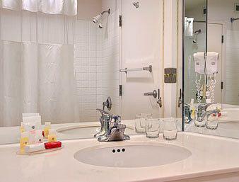 41 Lakefront Hotel, Trademark Collection By Wyndham 3* Geneva